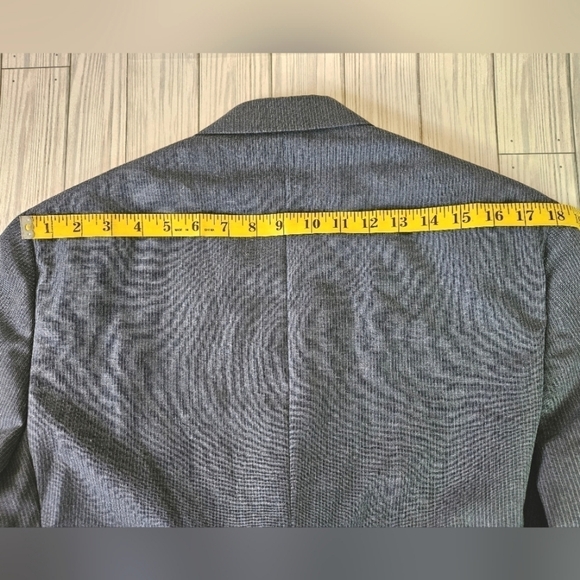 Vintage Oscar de la Renta Pinstripe Blazer in Dark Cobalt  Stripe Size 40 Reg - Picture 7 of 13